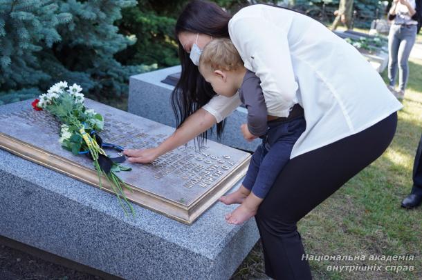 Вшановуємо пам’ять захисників України