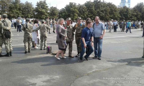Присяга випускників кафедри військової підготовки НАВС на вірність народу України 