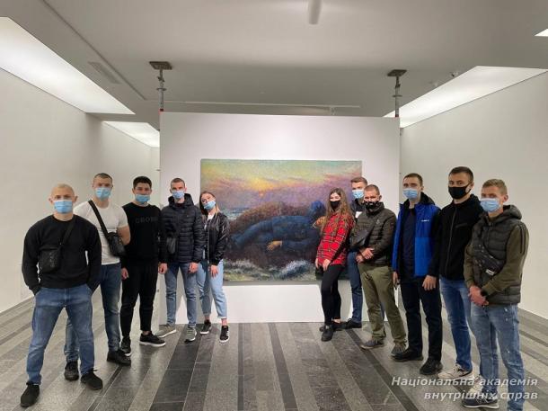 Картини живуть своїм власним життям,  народженим душею художника…