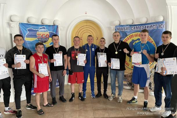 Перше командне місце у відкритому чемпіонаті Дніпровського району м. Києва з боксу